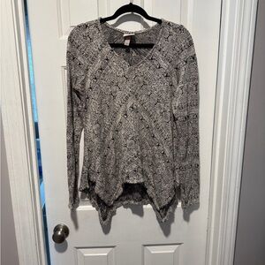 Knox Rose Gray and Black Asymmetrical Knit Top